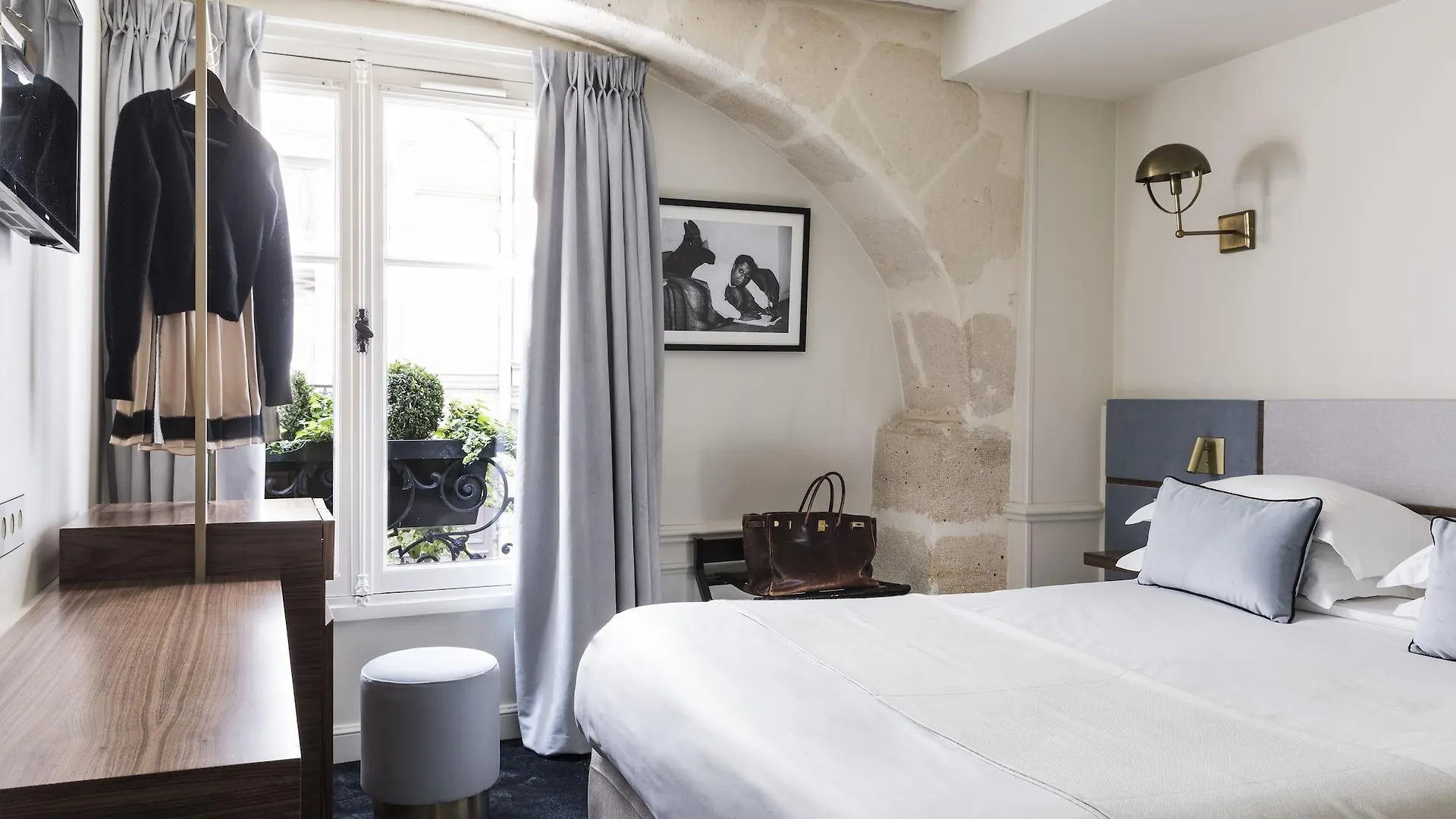 Hotel Verneuil Saint Germain Париж